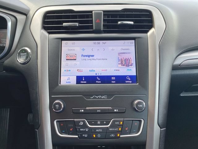 Used 2020 Ford Fusion SE AWD/4WD image 13