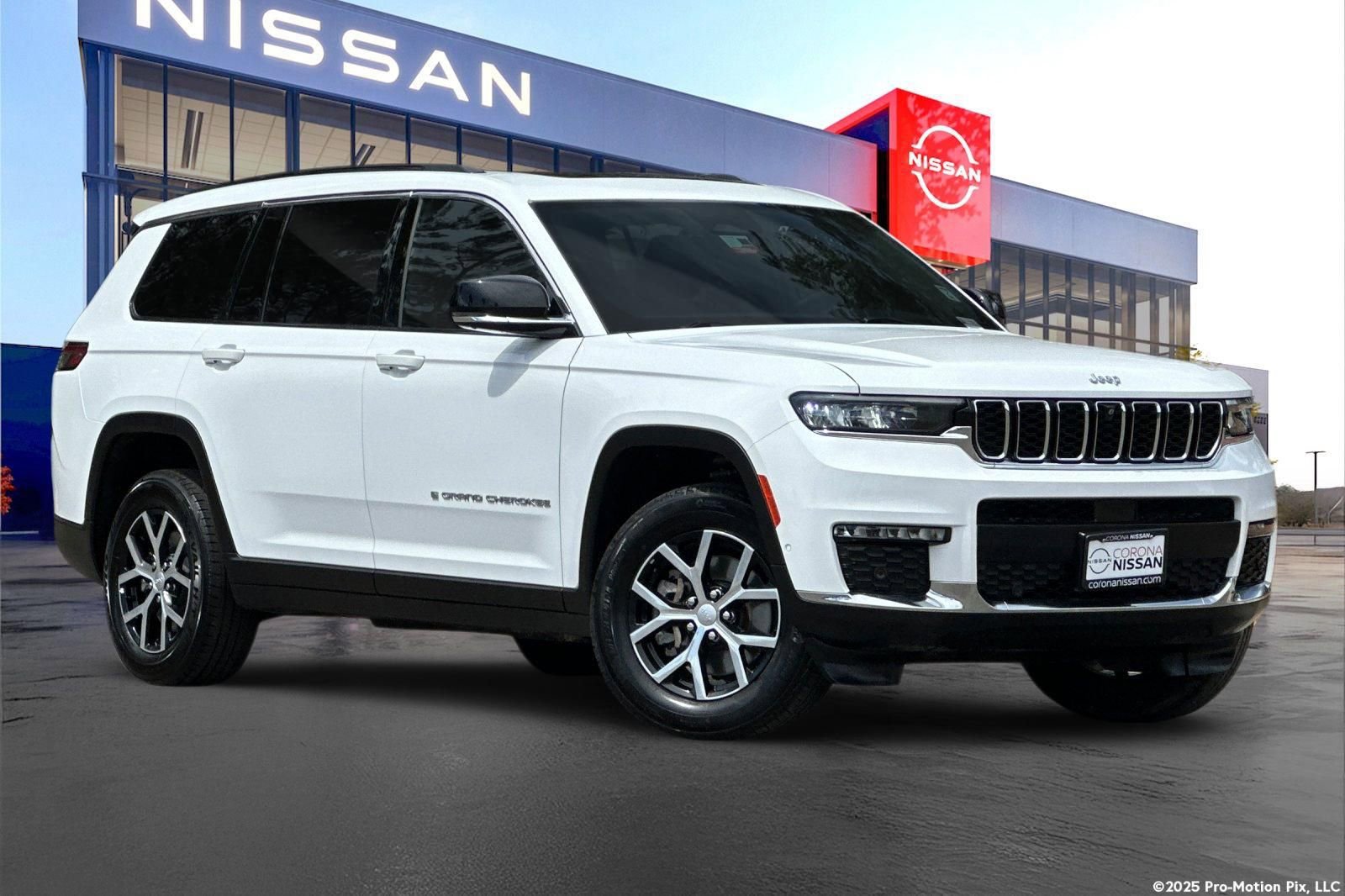 Used 2024 Jeep Grand Cherokee L Limited w/ Luxury Tech Group II AWD/4WD image 1