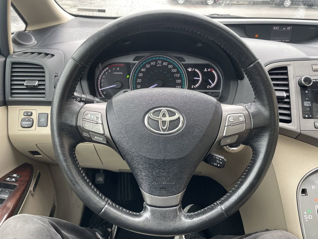 Used 2012 Toyota Venza XLE w/ XLE Premium Pkg AWD/4WD image 16
