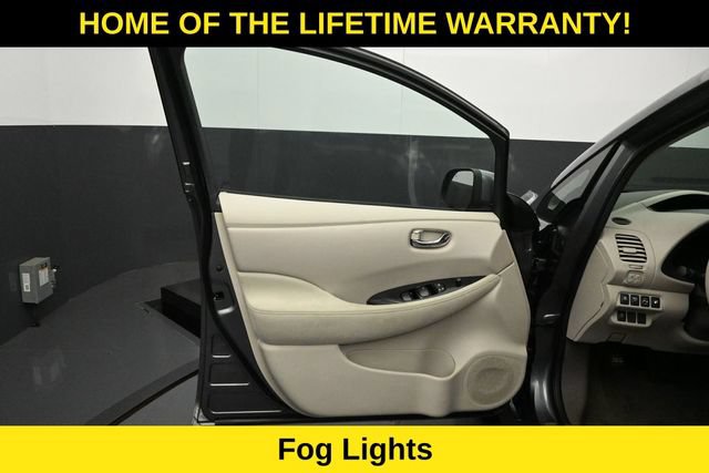 Used 2015 Nissan Leaf SV w/ LED & Quick Charge Package FWD image 11