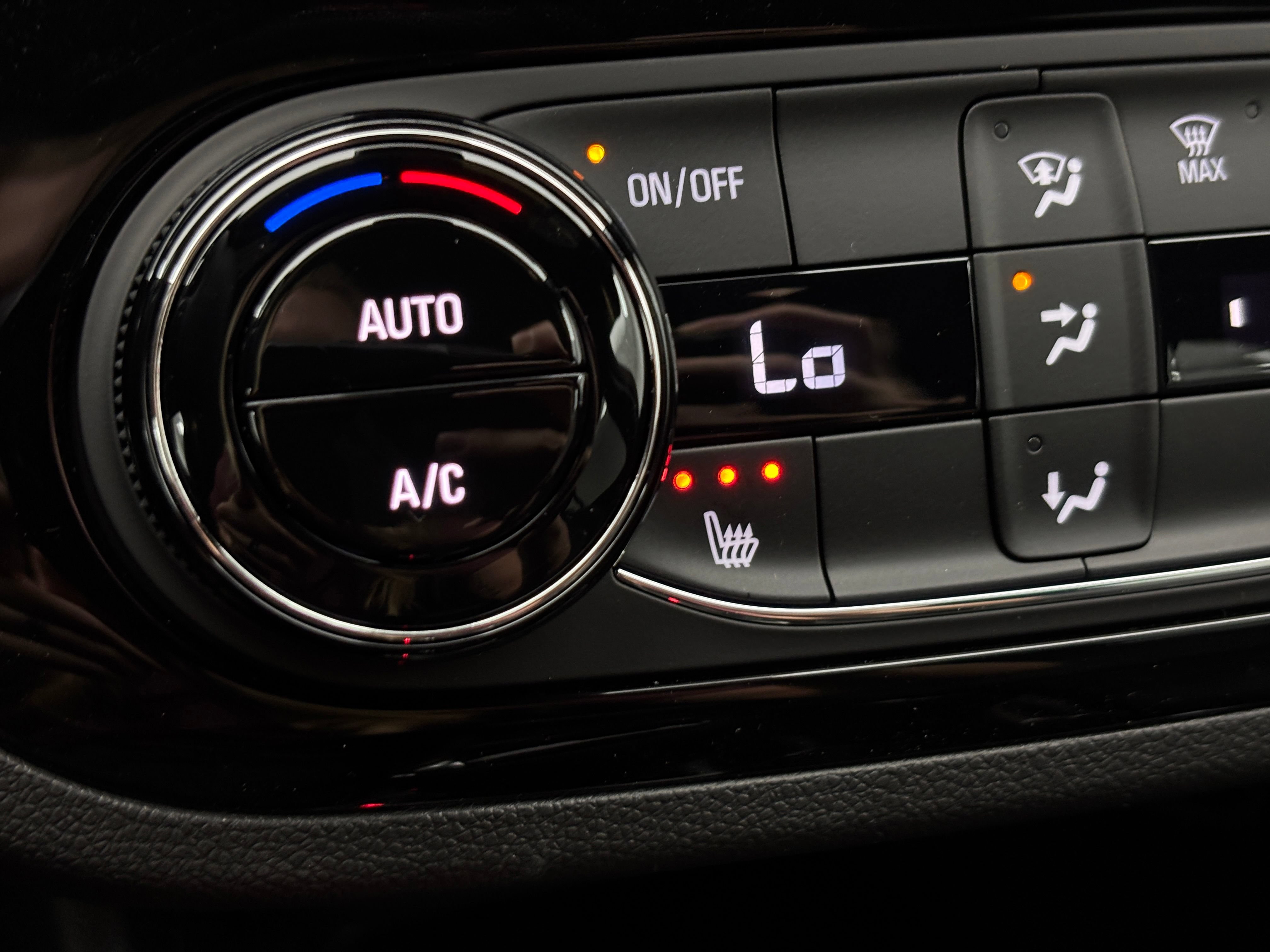 New 2026 Buick Envista Sport Touring w/ Convenience I Package FWD image 5