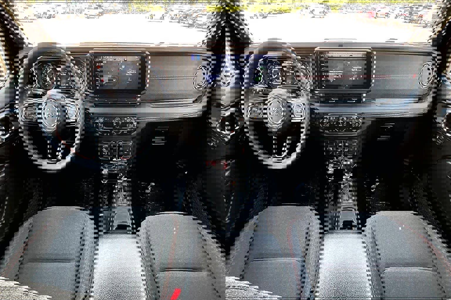 Used 2024 Jeep Wrangler Unlimited Rubicon w/ Convenience Group AWD/4WD image 16