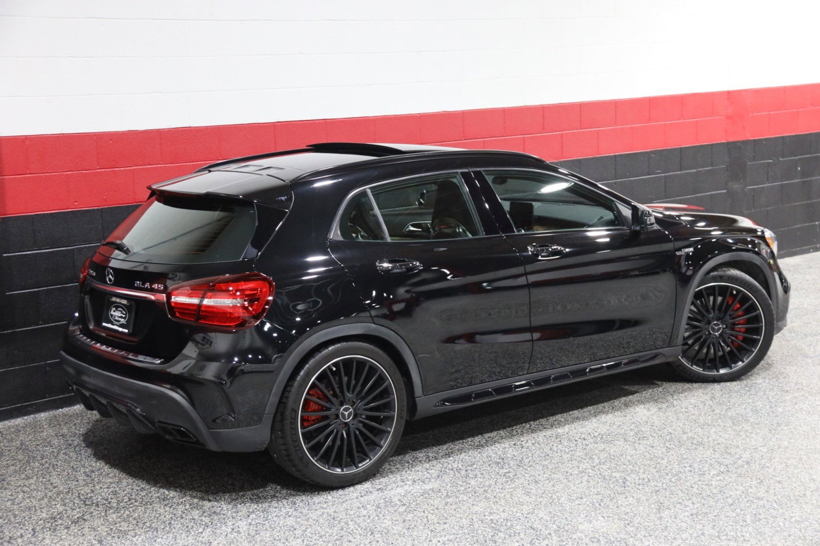 Used 2018 Mercedes-Benz GLA 45 AMG 4MATIC w/ Multimedia Package image 9