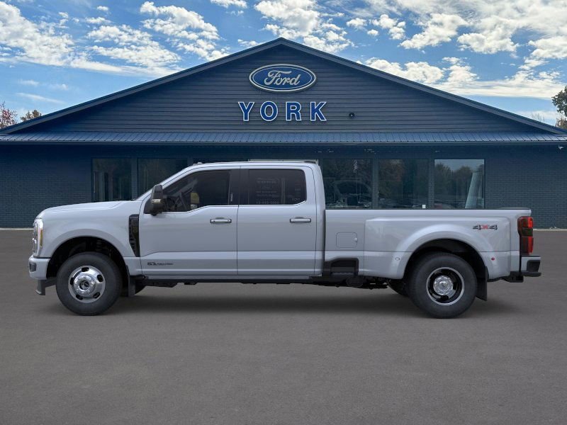 New 2026 Ford F350 Platinum image 3