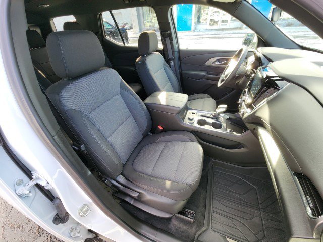 Used 2023 Chevrolet Traverse LT w/ LPO, Floor Liner Package image 11