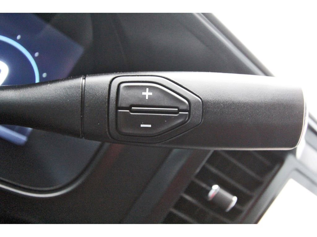 Used 2024 Ford F450 Platinum w/ FX4 Off-Road Package AWD/4WD image 17