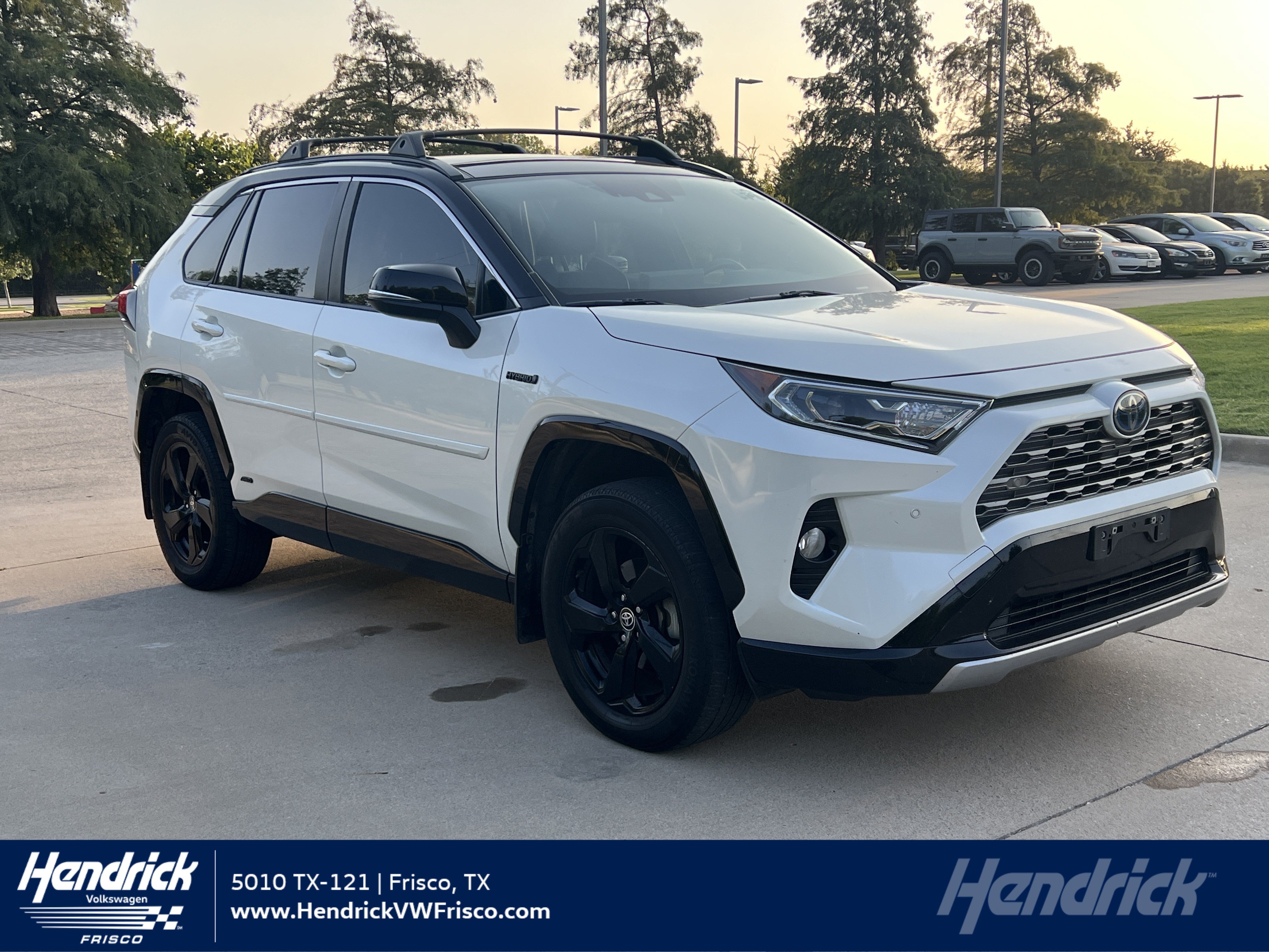 Used 2020 Toyota RAV4 XSE AWD/4WD image 1