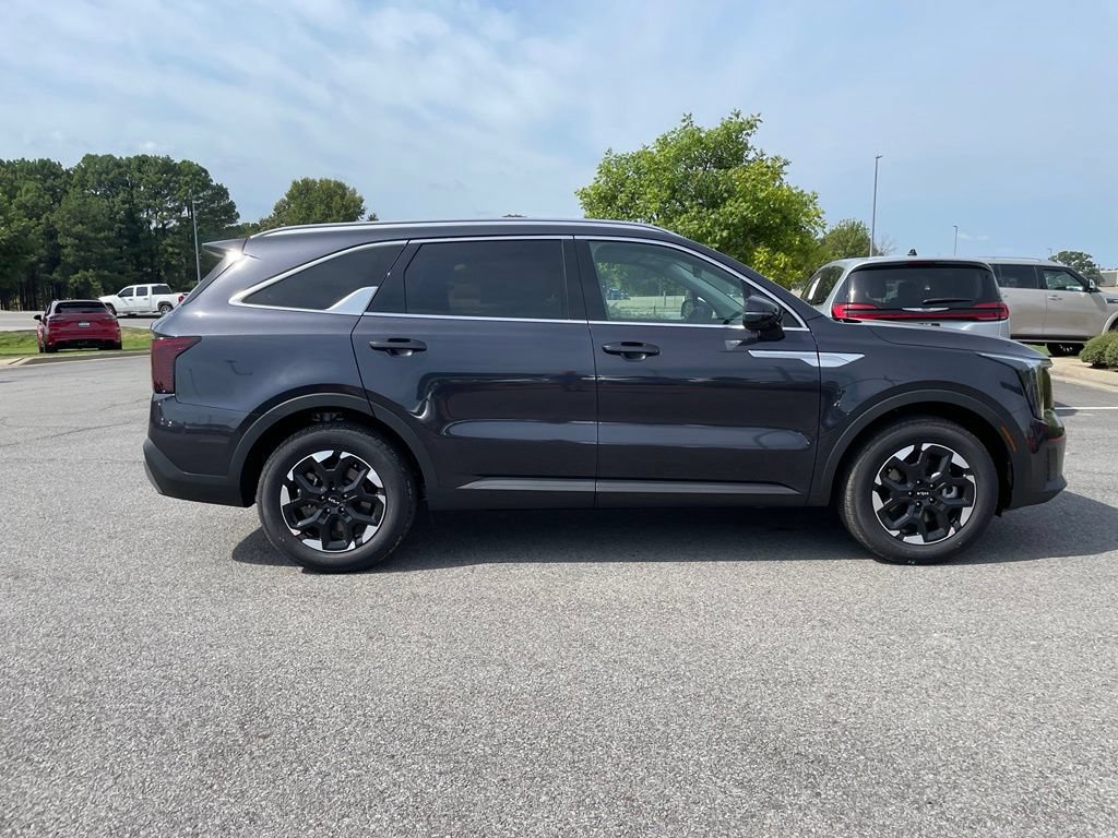 New 2026 Kia Sorento S w/ S Panoramic Sunroof Package FWD image 9