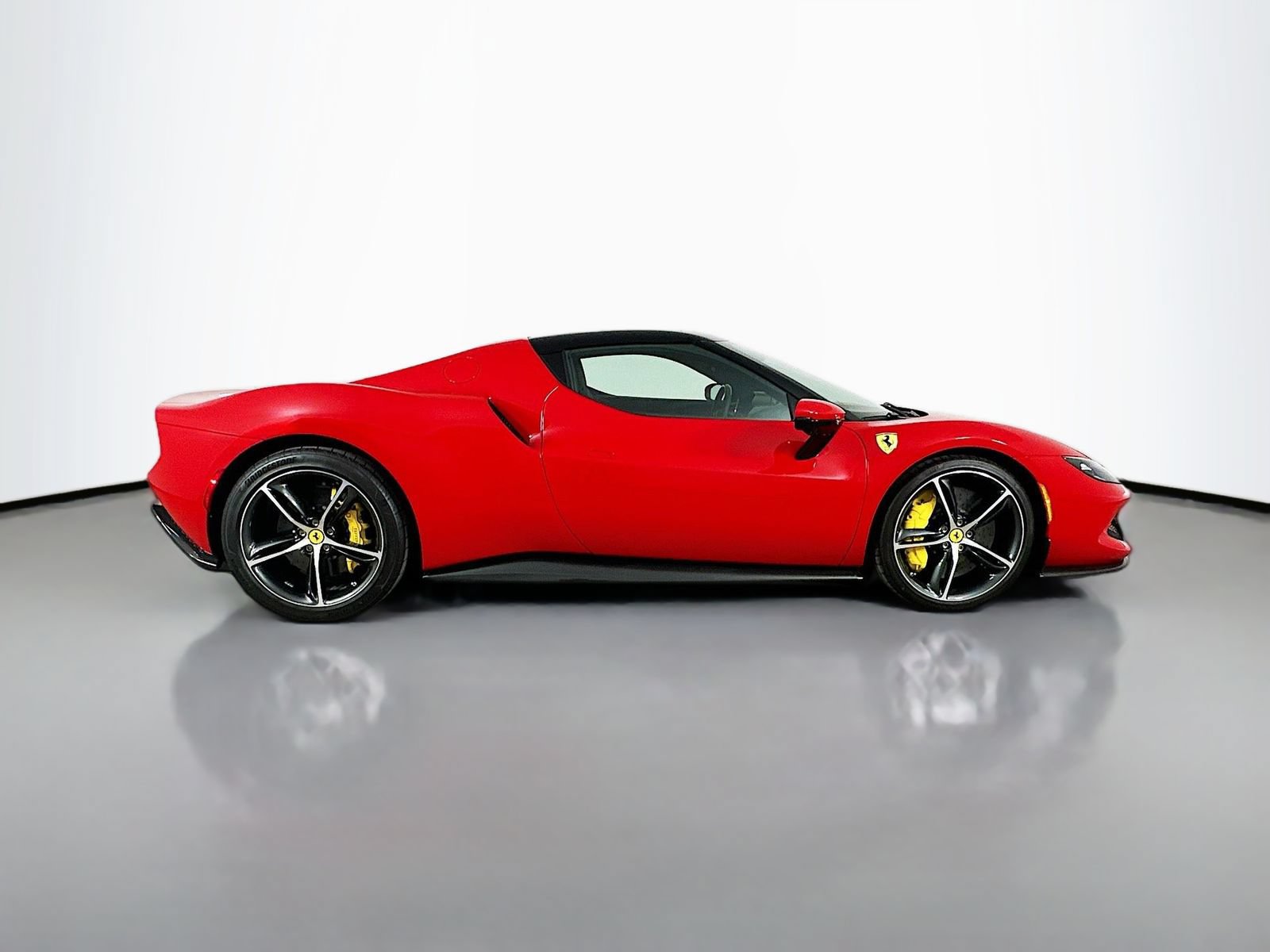 Used 2025 Ferrari 296 GTB RWD image 4