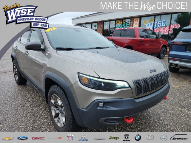 Used 2019 Jeep Cherokee Trailhawk w/ Comfort & Convenience Group