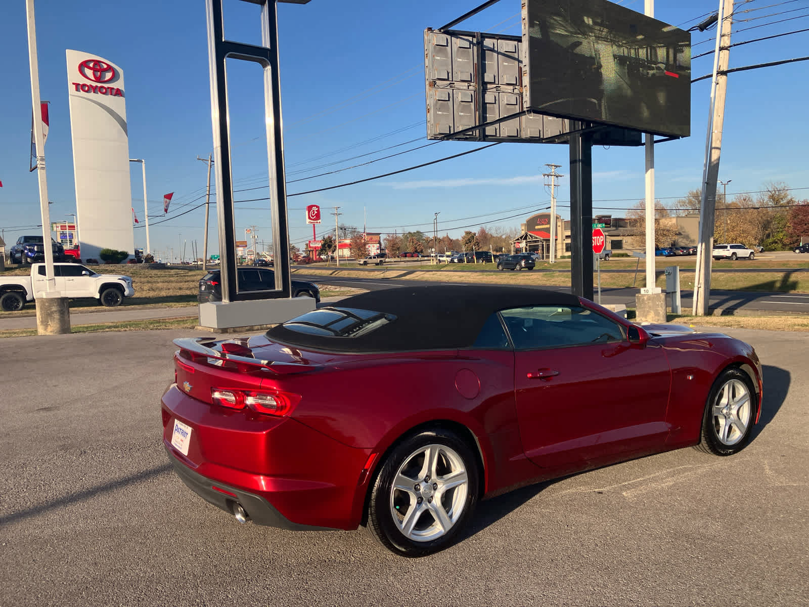 Used 2023 Chevrolet Camaro LT image 7