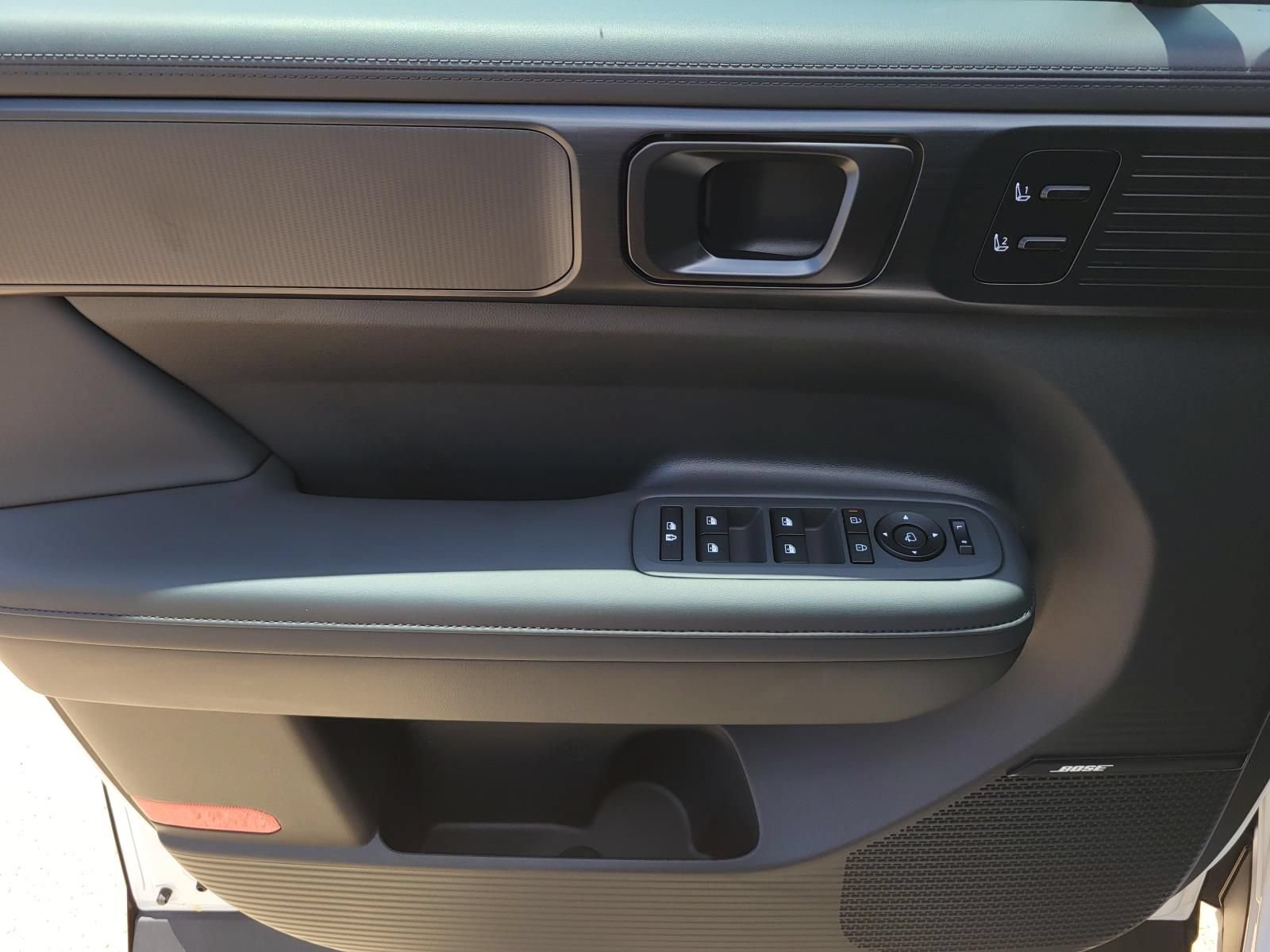 New 2026 Hyundai Santa Fe Calligraphy FWD image 14