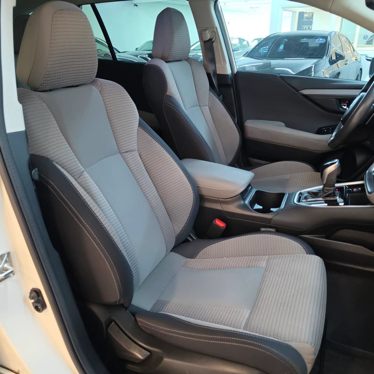 Used 2023 Subaru Outback Premium AWD/4WD image 26