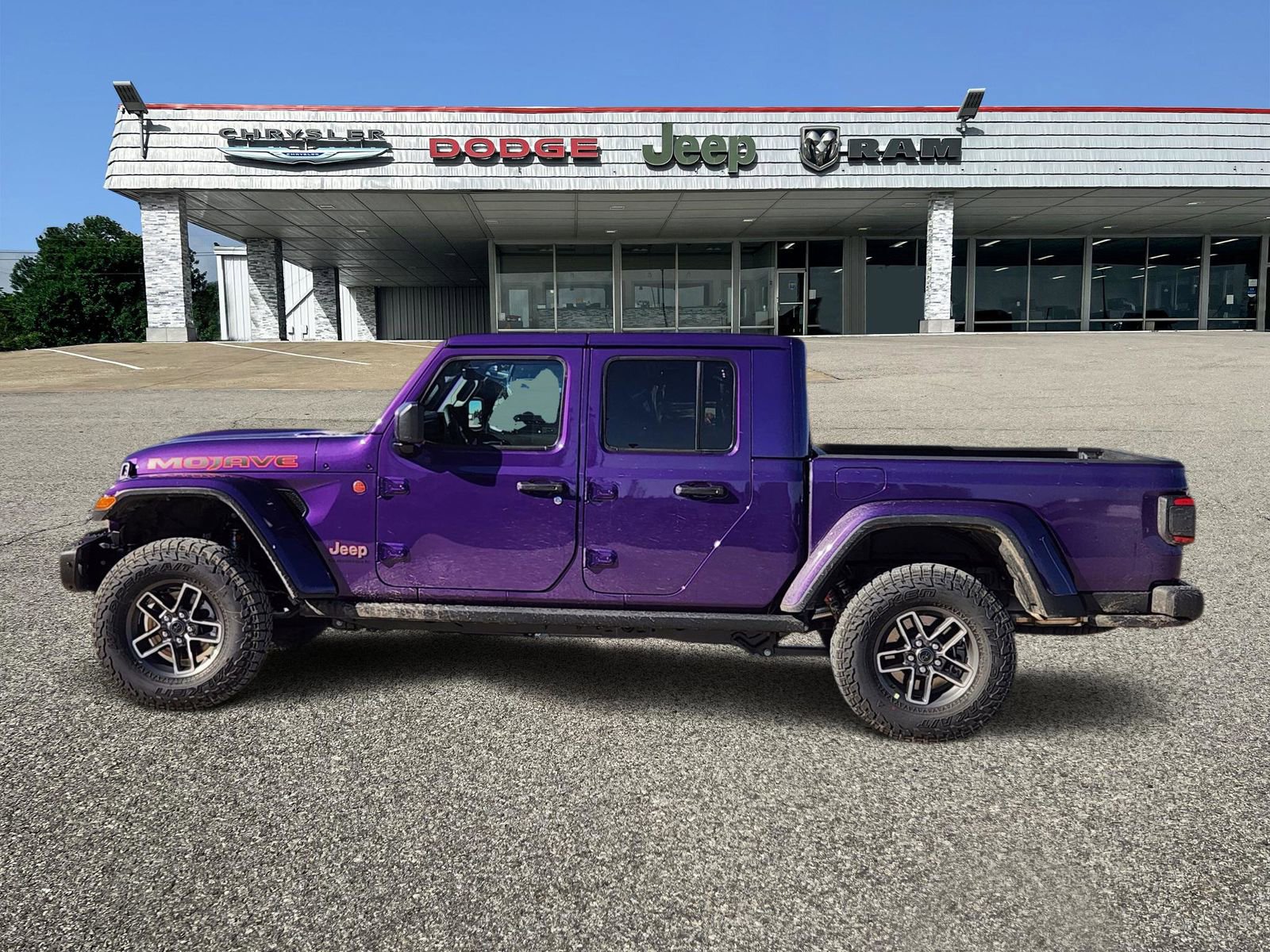 New 2026 Jeep Gladiator Mojave image 3