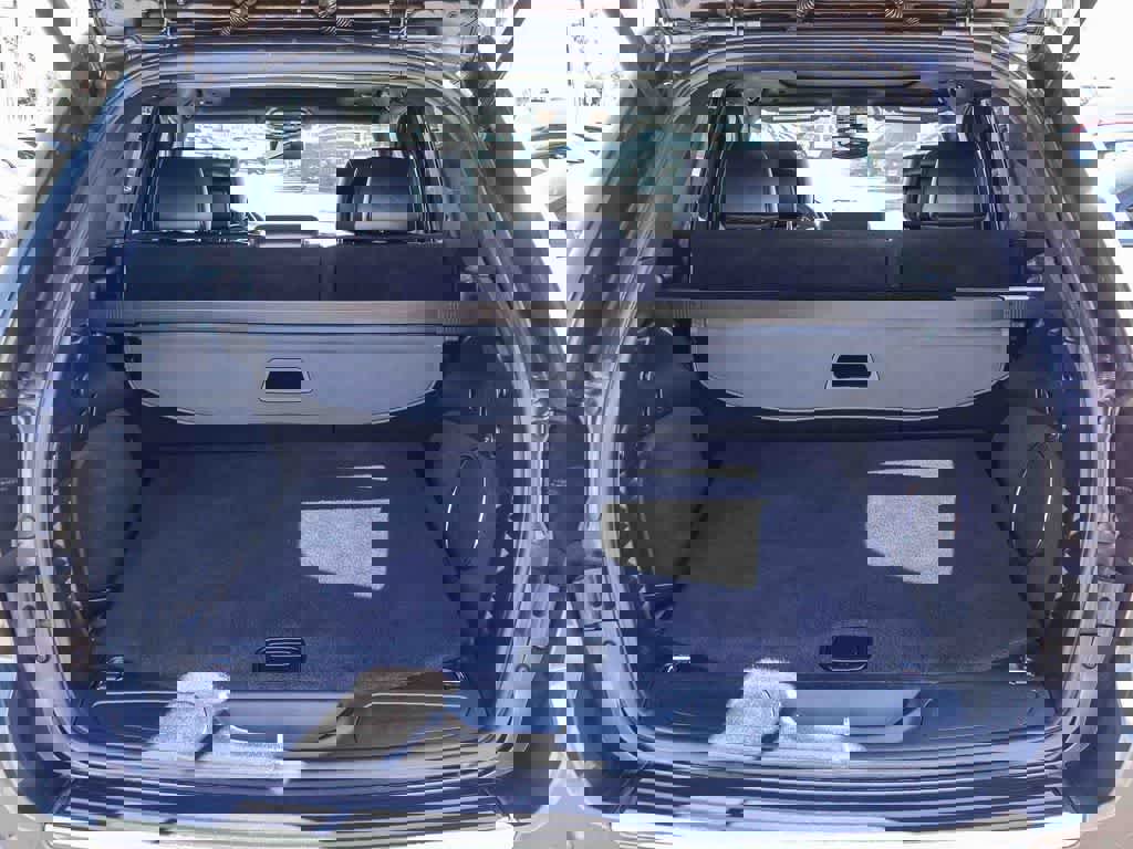 Certified 2020 Jeep Grand Cherokee Limited w/ Luxury Group II image 25