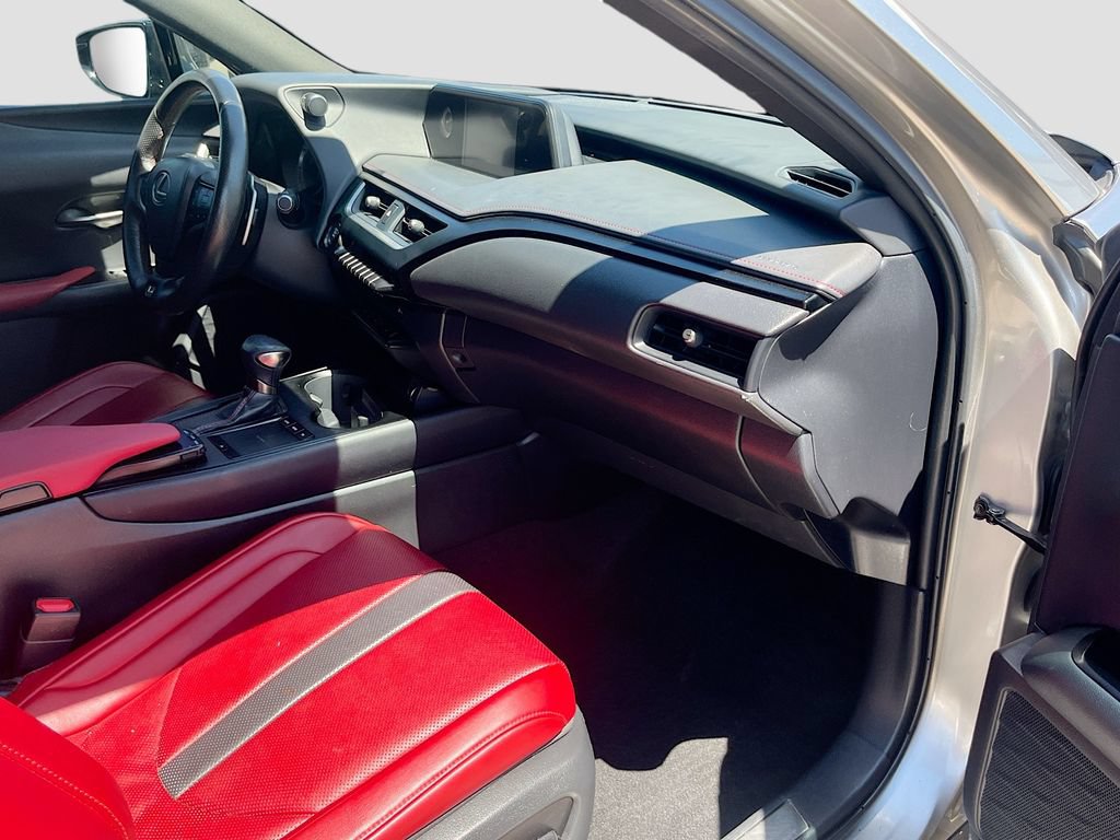 Used 2019 Lexus UX 200 F Sport w/ F Sport Premium Package FWD image 32