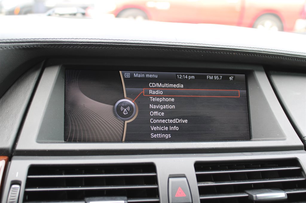 Used 2012 BMW X5 M image 24