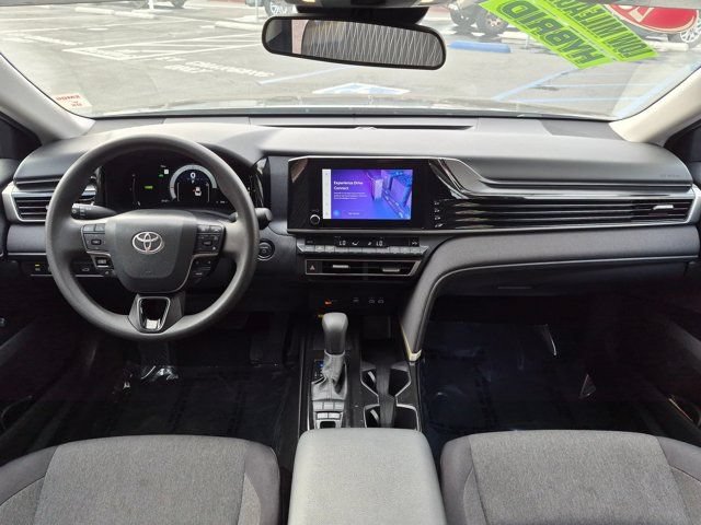 Used 2025 Toyota Camry LE FWD image 15