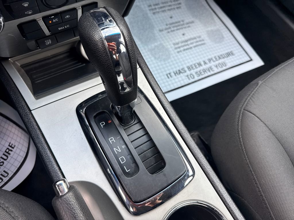 Used 2011 Ford Fusion SE FWD image 33