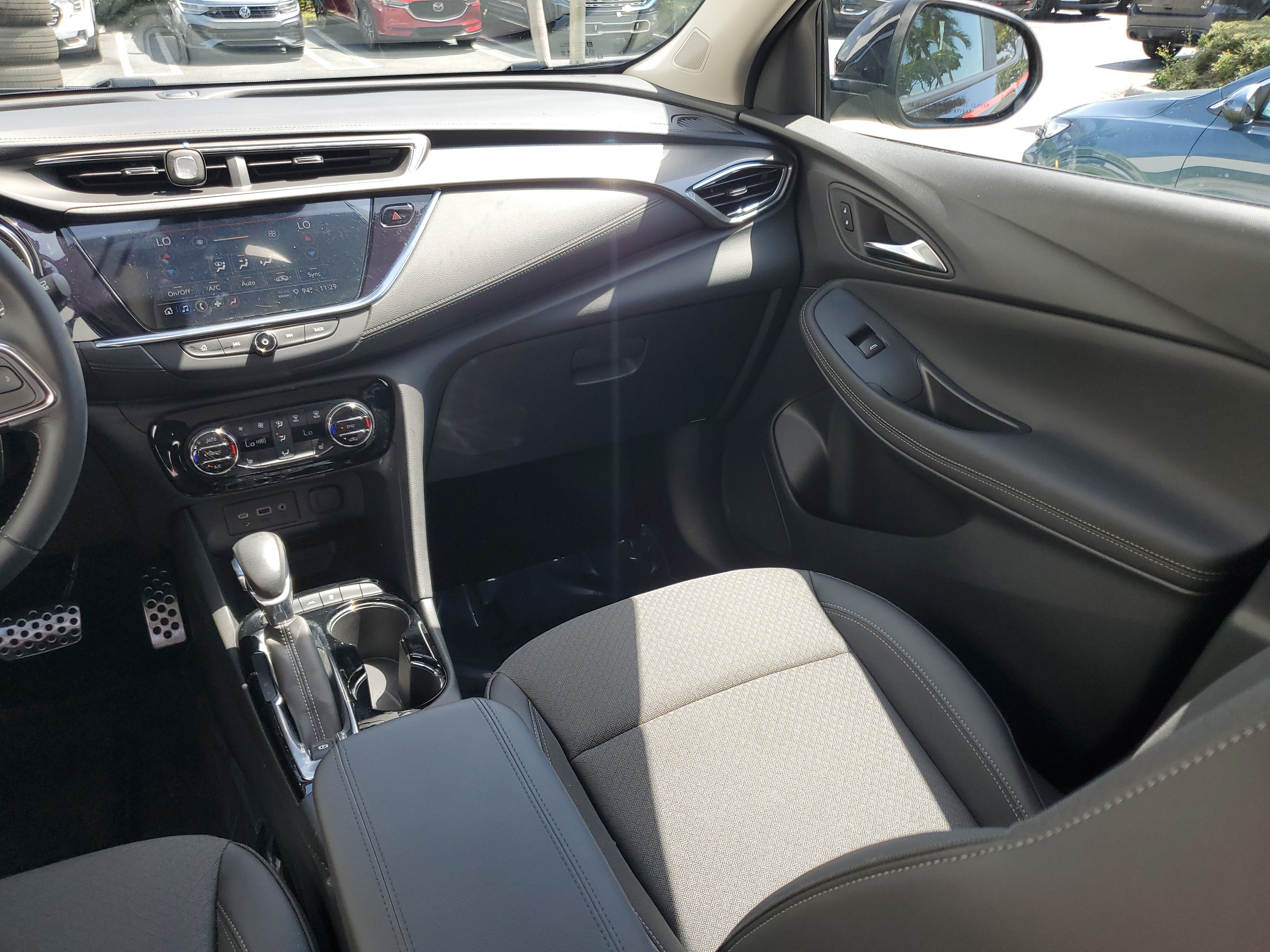 Certified 2023 Buick Encore GX Select w/ Sport Touring Package FWD image 17