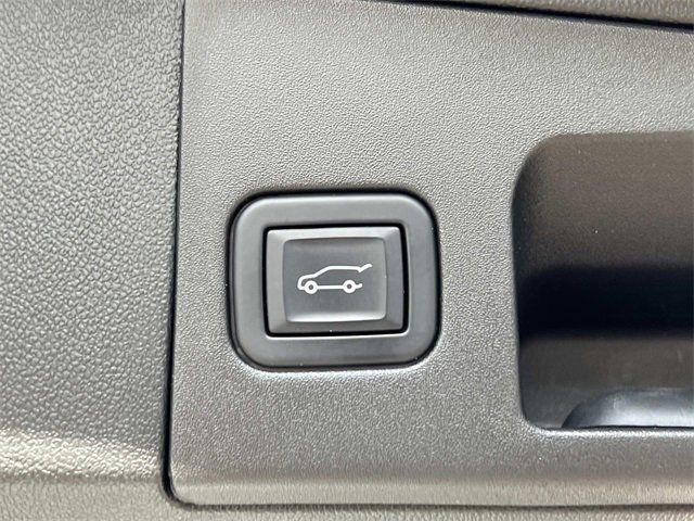 Certified 2022 Cadillac XT5 Premium Luxury w/ LPO, Floor Liner Package image 11