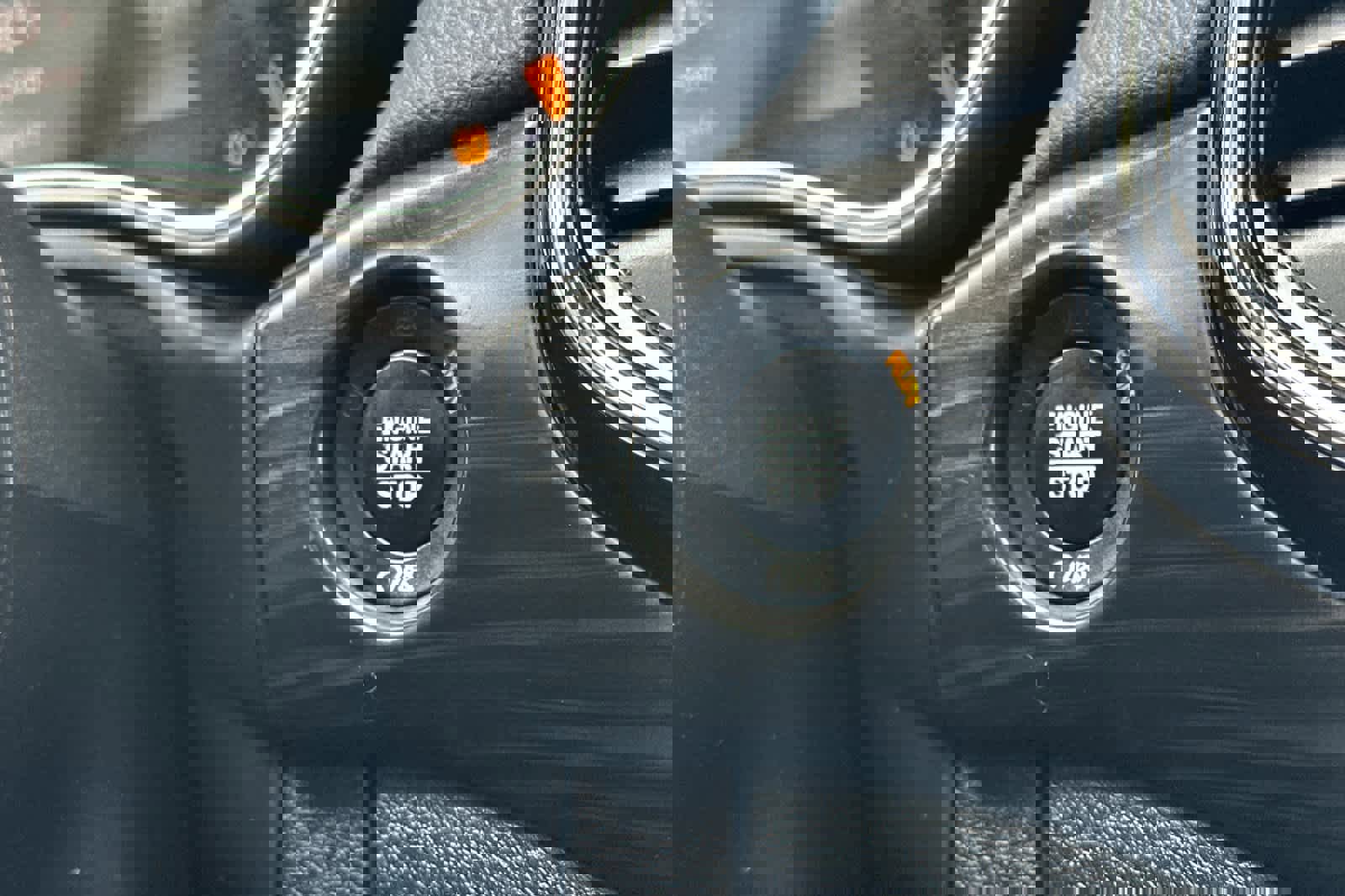 Used 2019 Jeep Grand Cherokee Altitude image 22