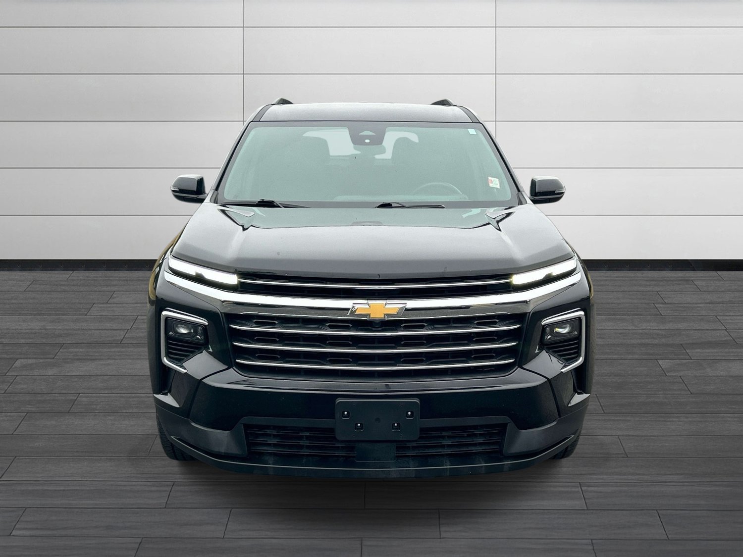 Used 2025 Chevrolet Traverse LT FWD image 10