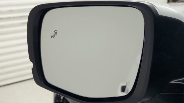 Used 2025 Honda Pilot Touring image 12