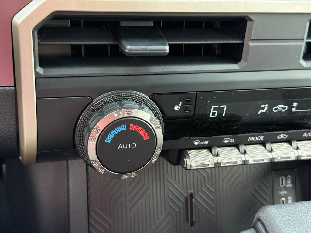 New 2025 Toyota Tacoma TRD Sport image 18