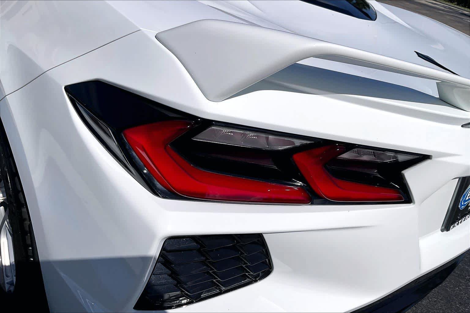 Certified 2021 Chevrolet Corvette Stingray Preferred Cpe w/ Engine Appearance Package RWD image 27