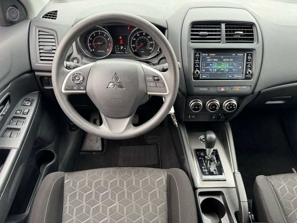 Used 2025 Mitsubishi Outlander Sport ES AWD/4WD image 15