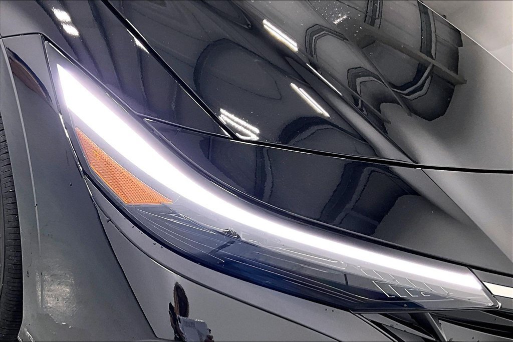 New 2026 Hyundai Elantra Limited FWD image 26