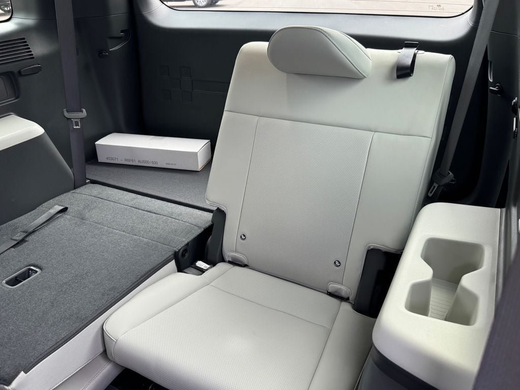 New 2027 Hyundai Santa Fe SEL FWD image 21