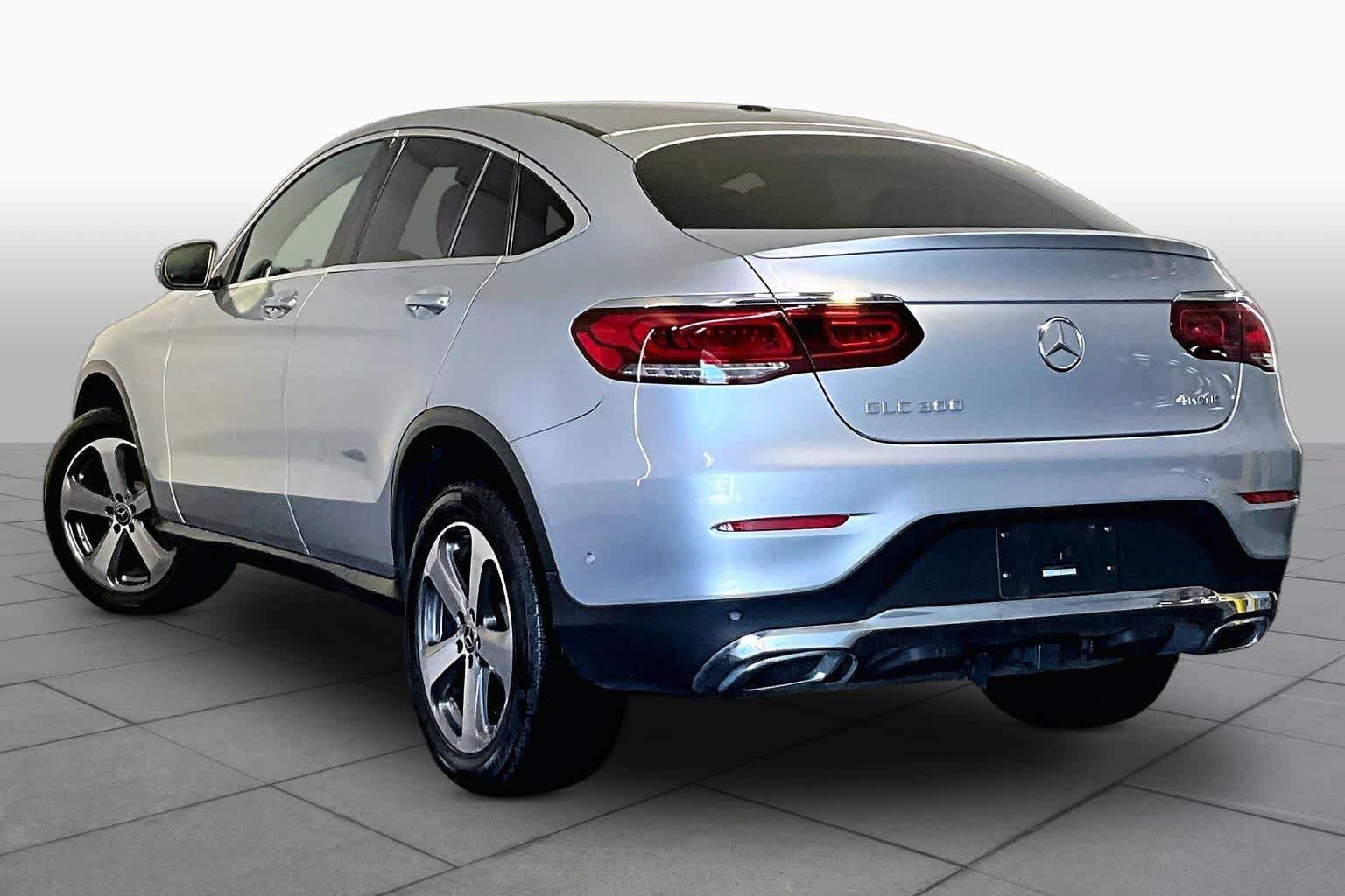 Used 2023 Mercedes-Benz GLC 300 4MATIC Coupe image 12