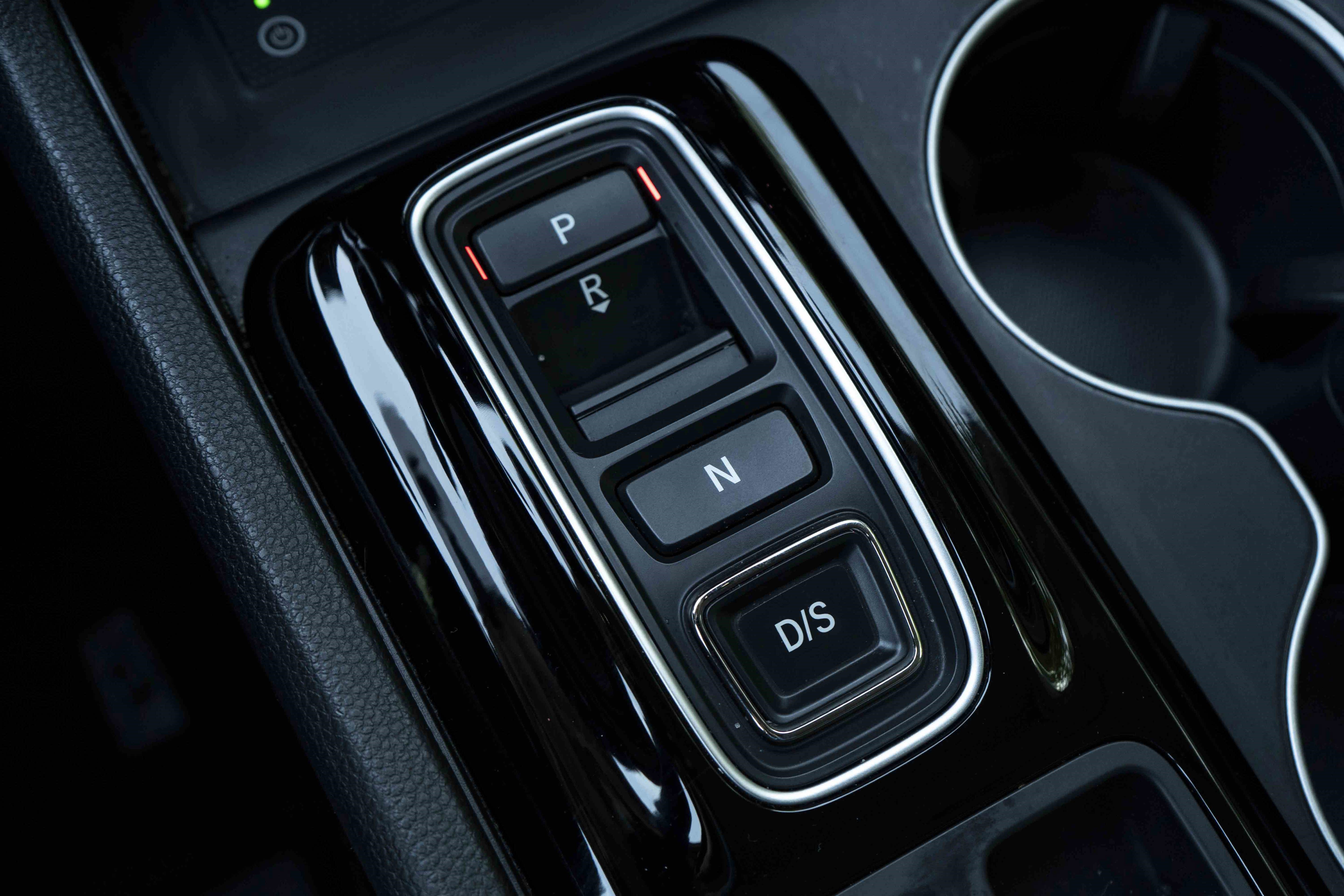 Used 2024 Honda Pilot Elite image 30