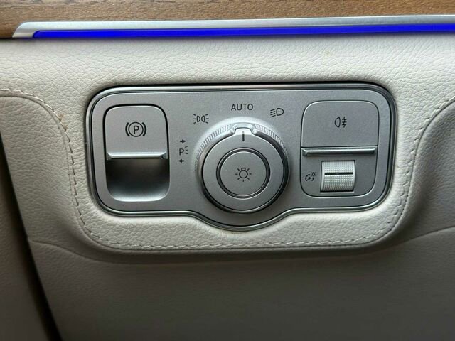 Used 2022 Mercedes-Benz GLE 350 4MATIC image 34