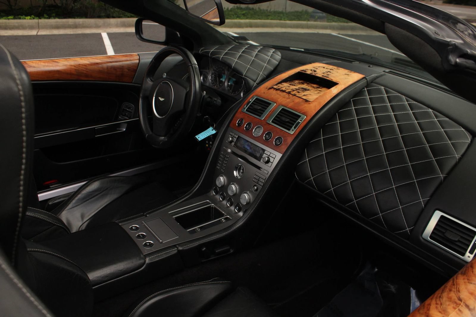 Used 2006 Aston Martin DB9 Volante RWD image 21