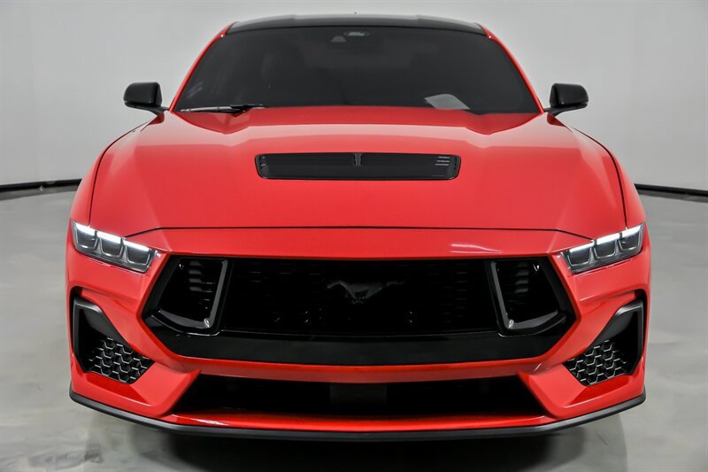 Used 2024 Ford Mustang GT Premium RWD image 4