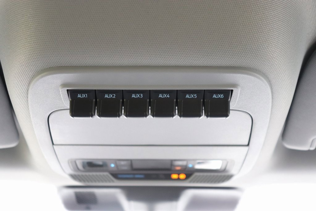 New 2026 Ford F350 4x4 Crew Cab Super Duty image 27