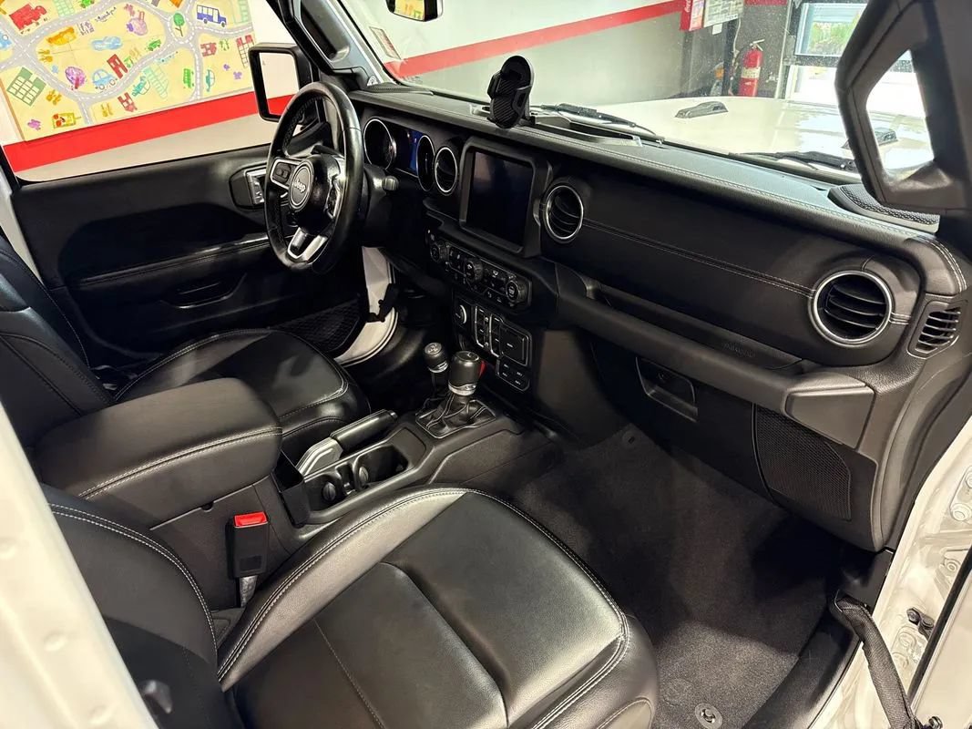 Used 2021 Jeep Gladiator Overland w/ Popular Equipment Package AWD/4WD image 30