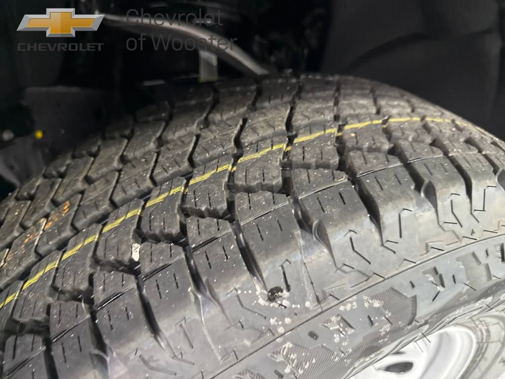 New 2025 Chevrolet Silverado 1500 W/T w/ WT Value Package image 31