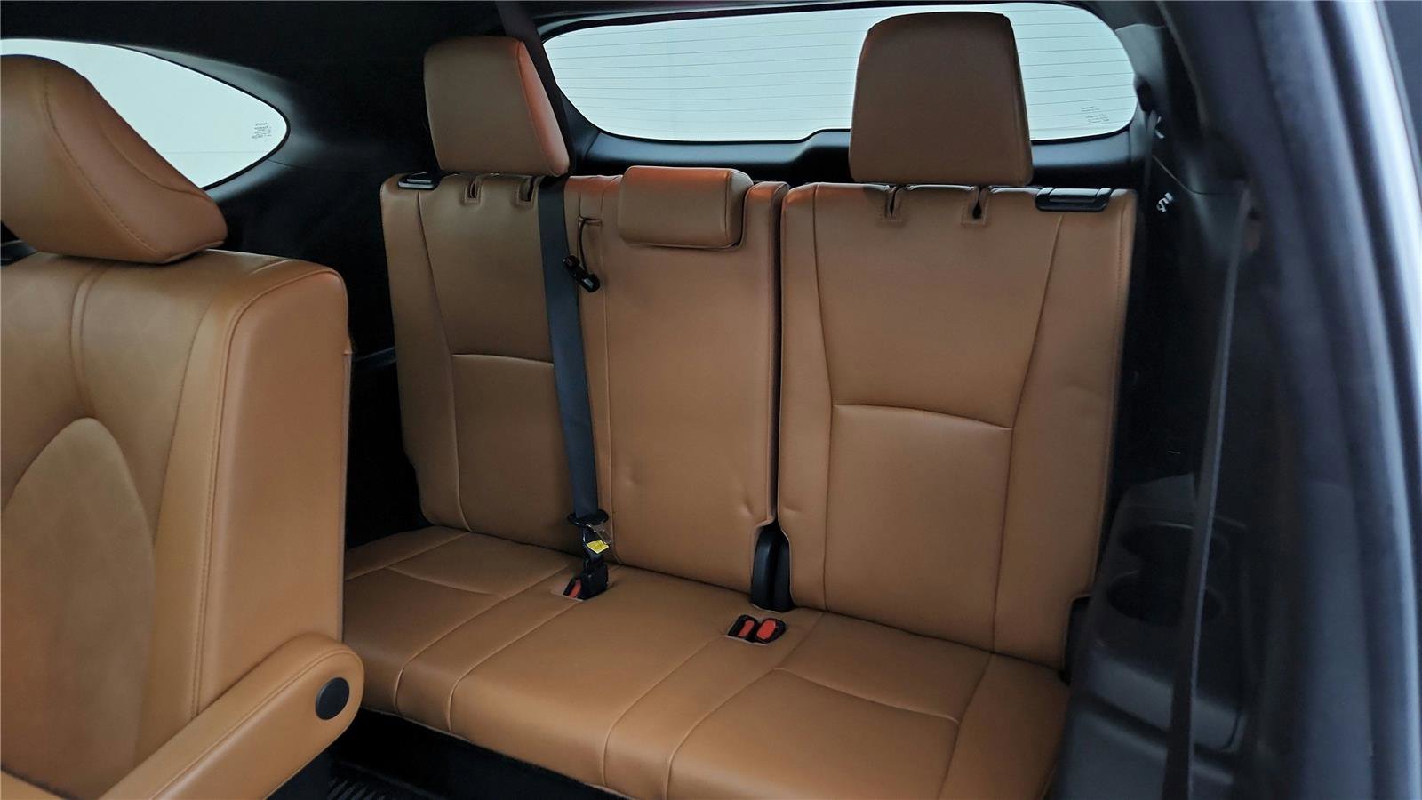 Used 2023 Toyota Highlander Platinum image 34