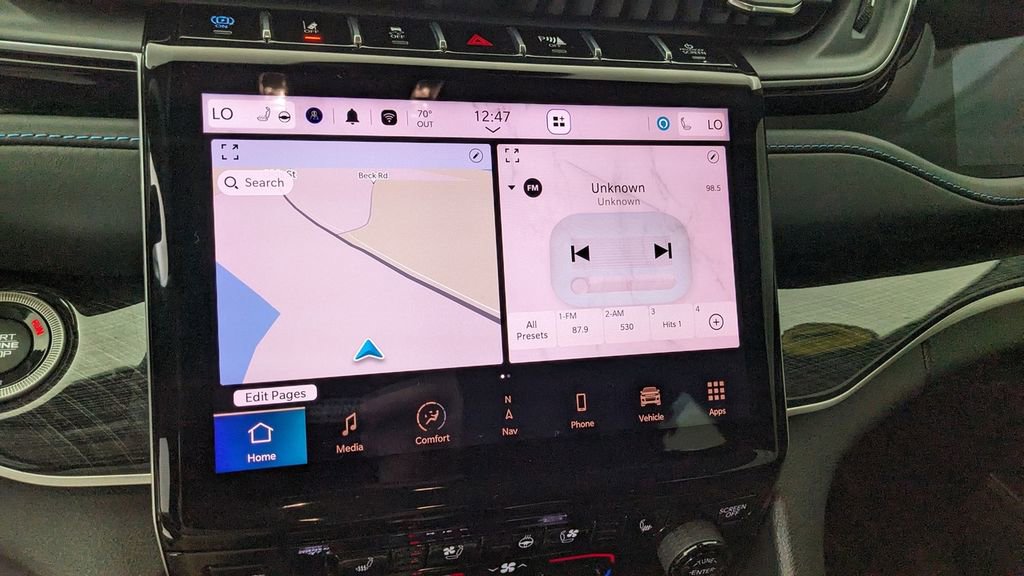 Used 2022 Jeep Grand Cherokee Trailhawk w/ Rear Seat Video Group 1 image 23