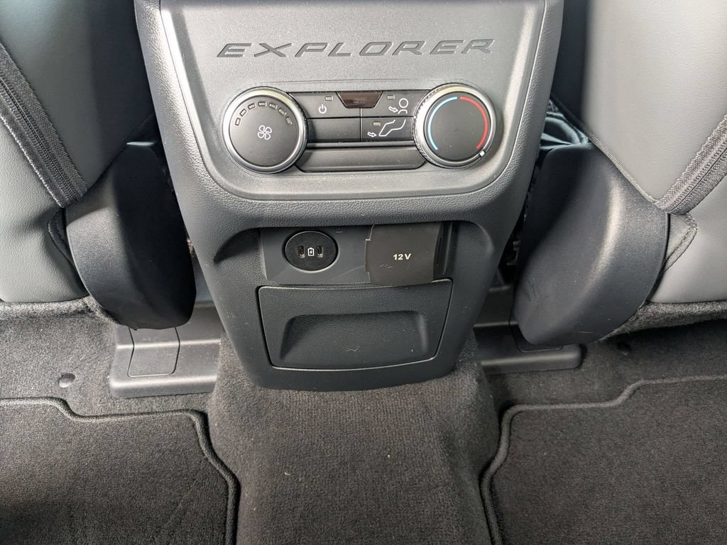 New 2026 Ford Explorer Active w/ Active Comfort Package AWD/4WD image 18