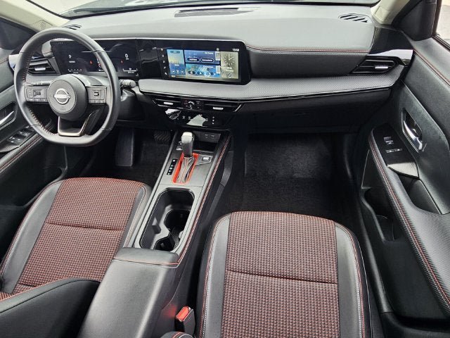 Used 2025 Nissan Kicks SR AWD/4WD image 15