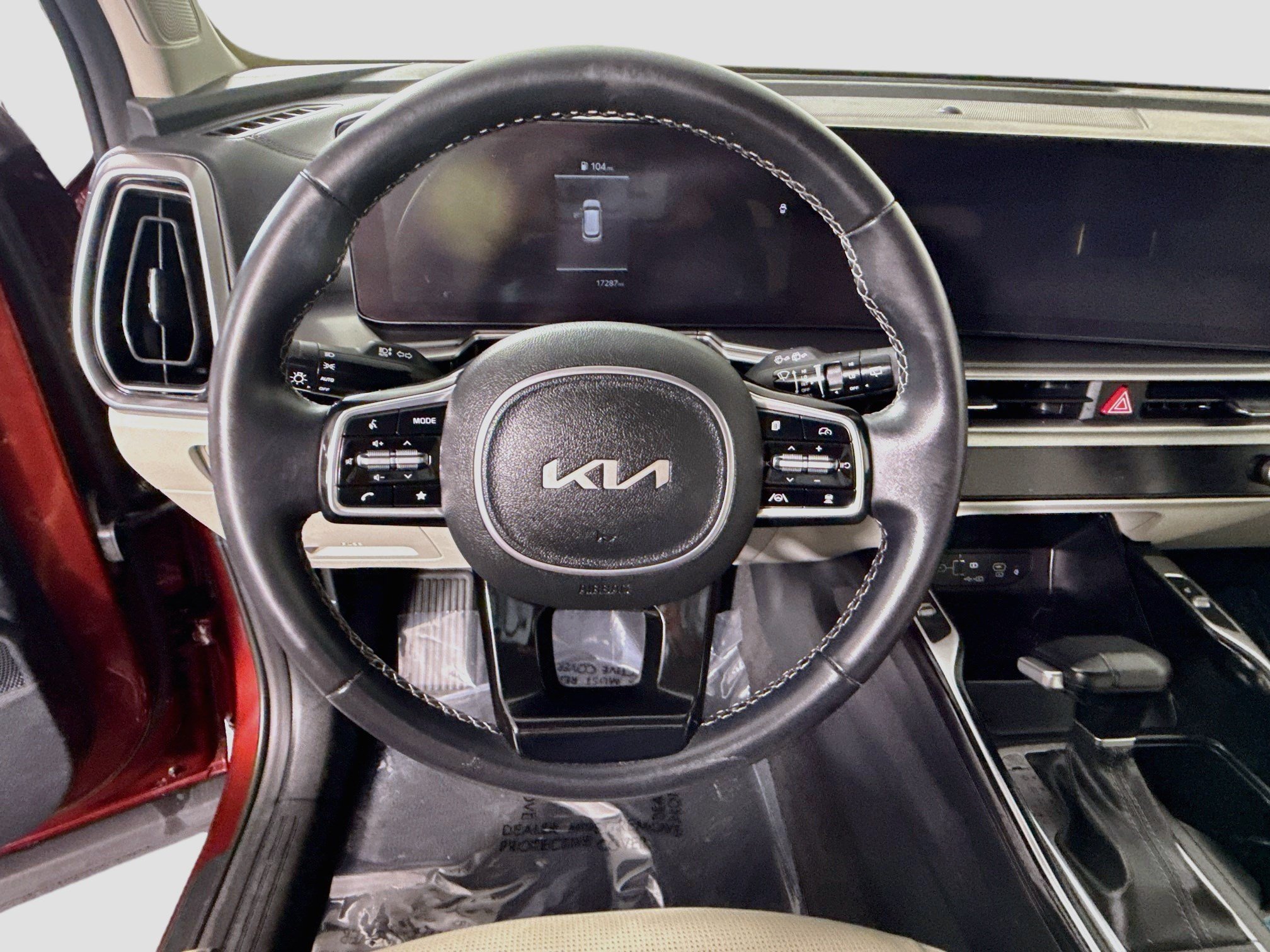 Used 2025 Kia Sorento S w/ Panoramic Sunroof Package FWD image 13