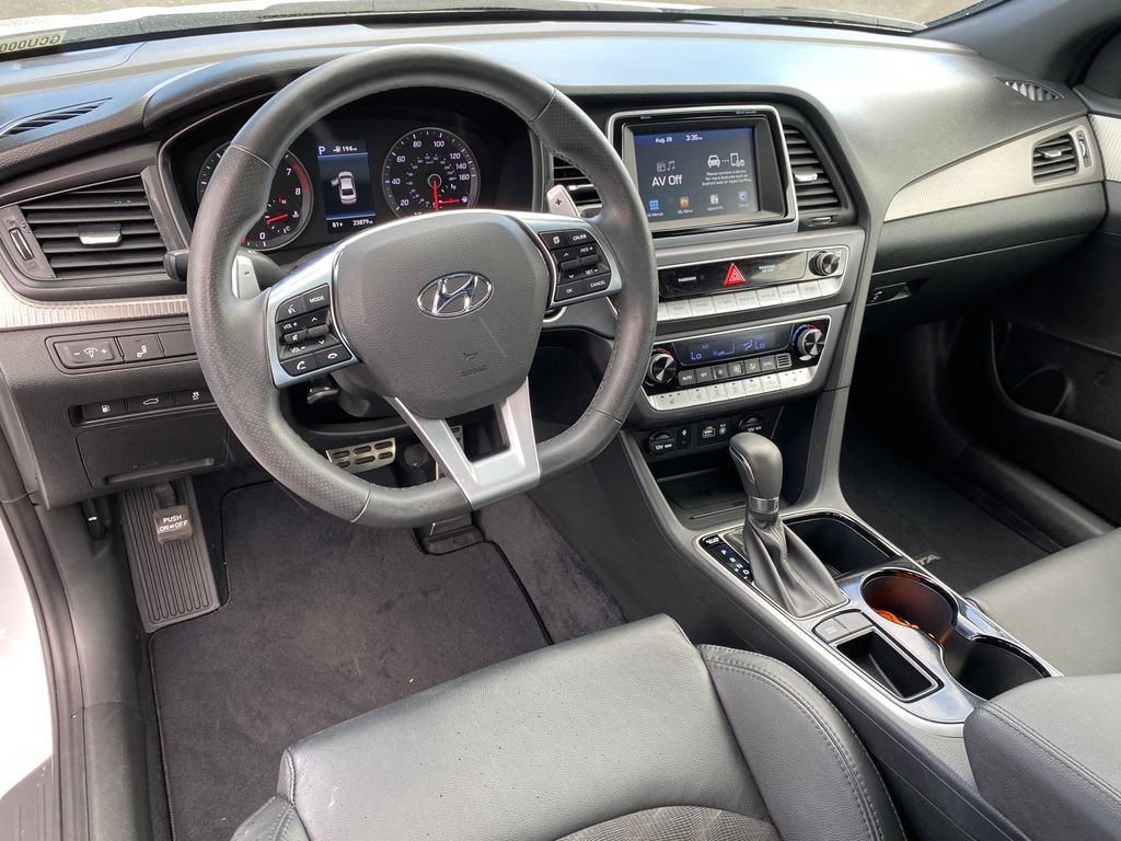 Used 2019 Hyundai Sonata Sport FWD image 13