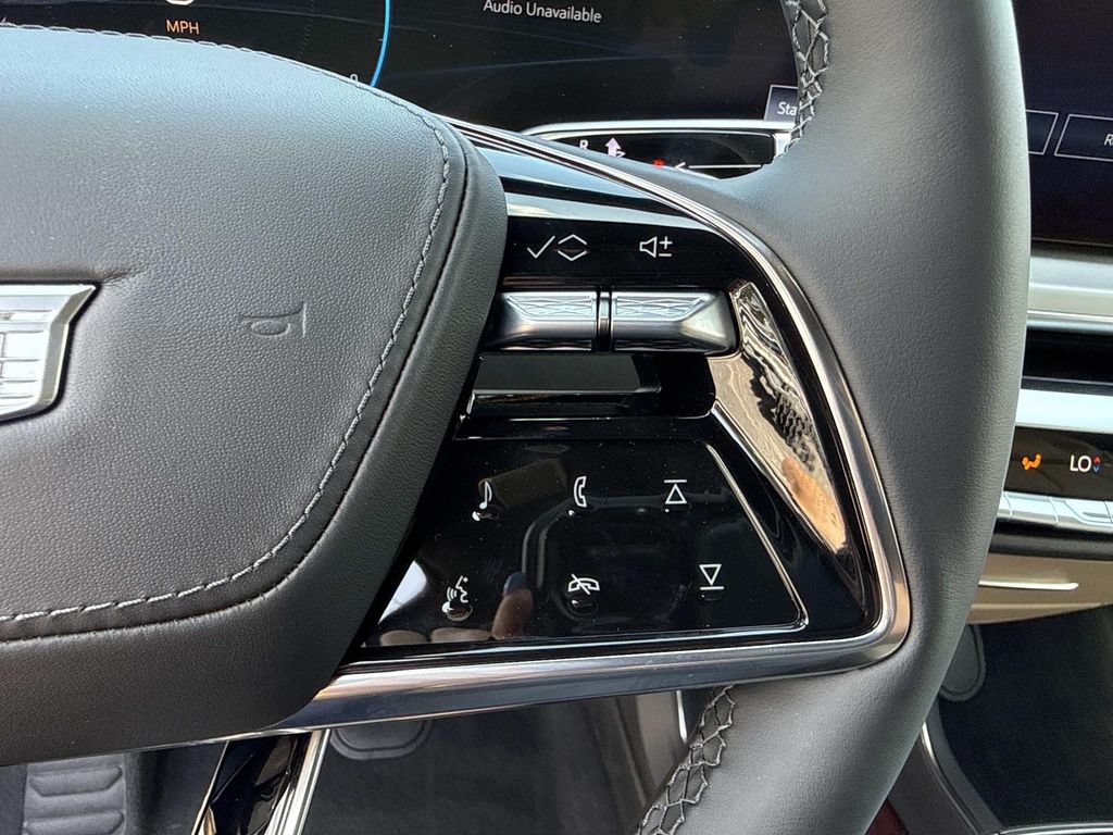 New 2026 Cadillac Lyriq Signature Luxury w/ LPO, Blue Accent Package AWD/4WD image 29