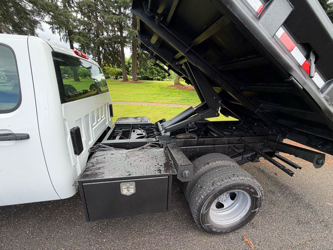 Used 2011 Chevrolet Silverado 3500 W/T RWD image 17
