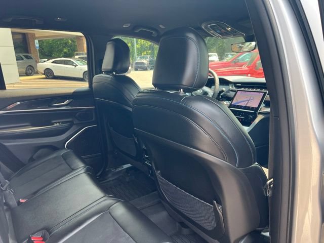 Used 2023 Jeep Grand Cherokee Trailhawk AWD/4WD image 24
